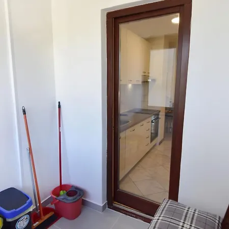 Charming Flat Close To