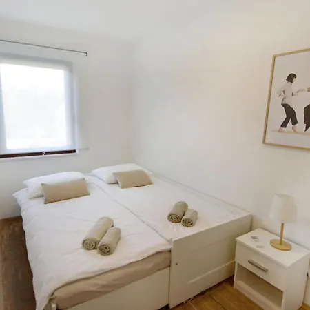 Charming Flat Close To Apartment Umag