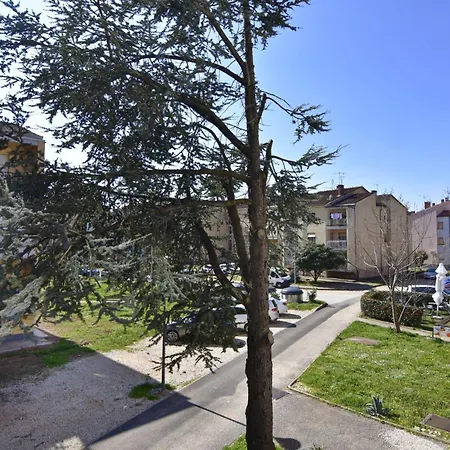 Apartamento Charming Flat Close To Umag