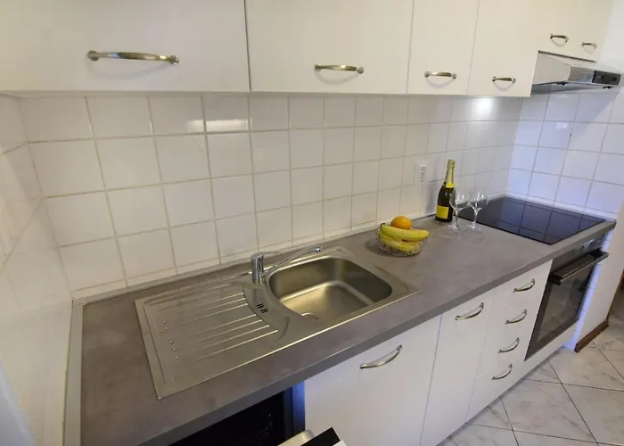 Appartement Charming Flat Close To *