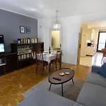 Appartement Charming Flat Close To