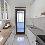 Charming Flat Close To