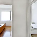 Charming Flat Close To *