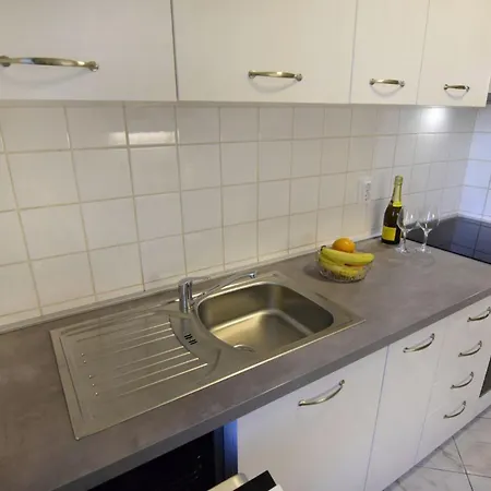 Apartman Charming Flat Close To *