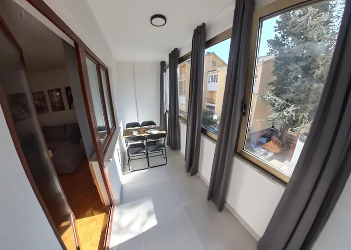 Charming Flat Close To Appartement *