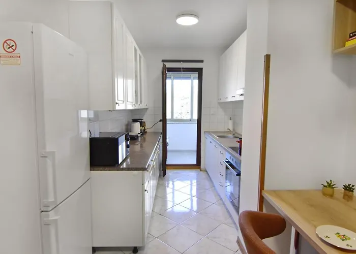 Charming Flat Close To Appartamento *