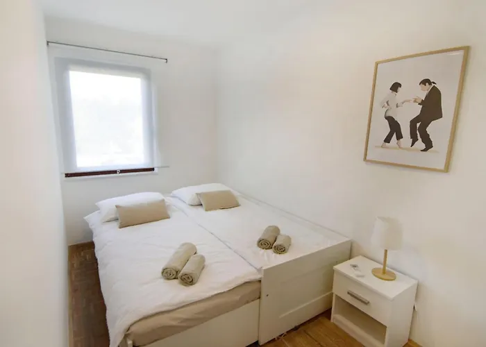 Charming Flat Close To Appartamento Umago