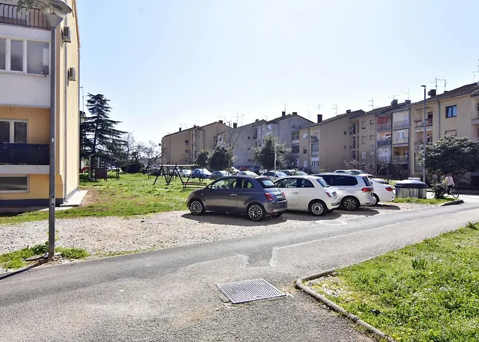 Appartamento Charming Flat Close To